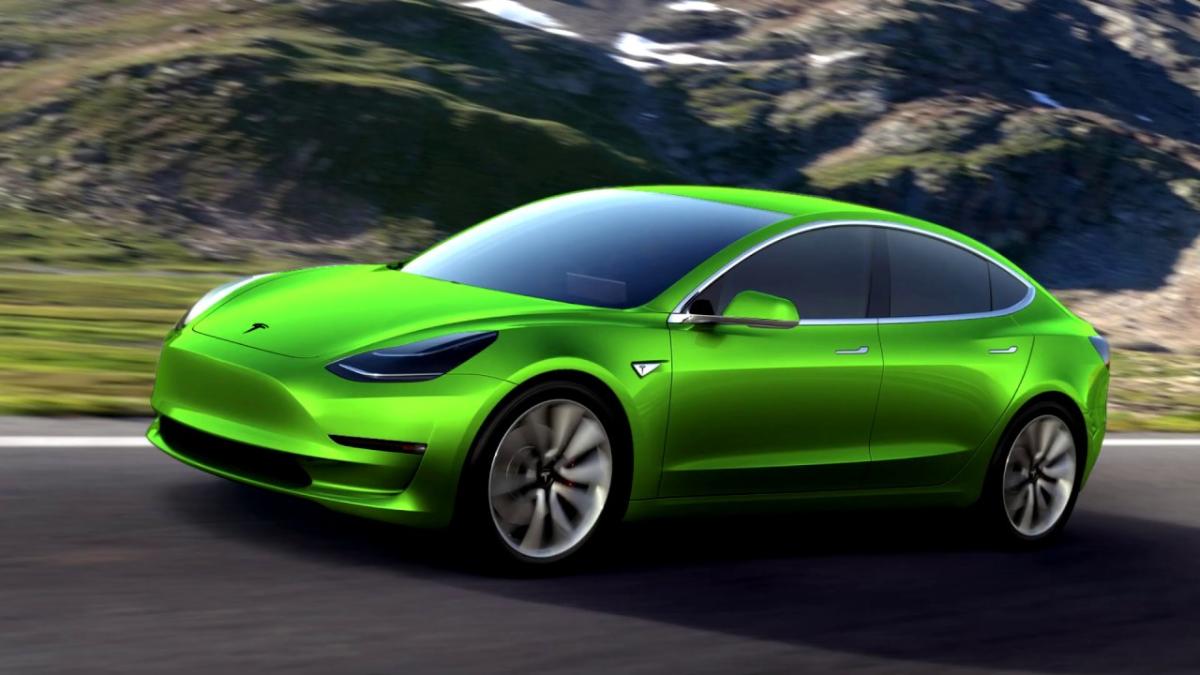 Шеф-дизайнер Tesla предполагает, что модельный ряд электромобилей может стать более красочным