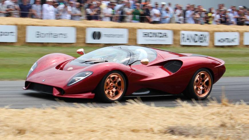 Сможет ли удивить итальянский суперкар De Tomaso P72?