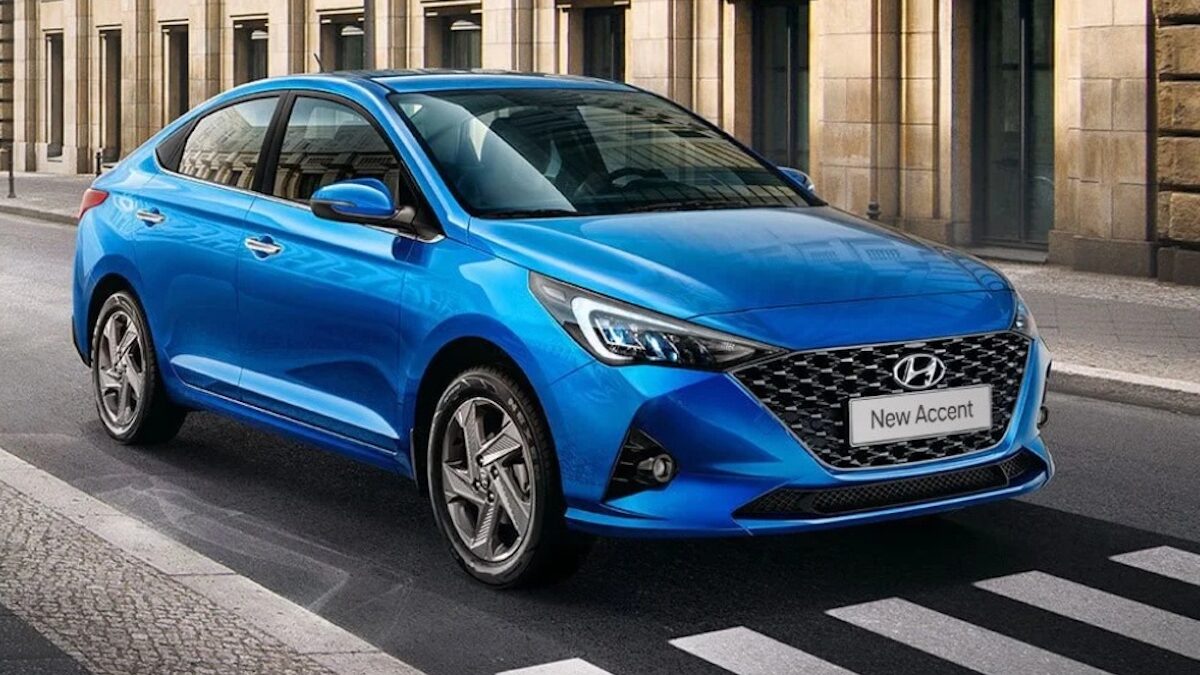 В РФ запустили продажи нового корейского седана Hyundai Solaris по цене 2 млн рублей