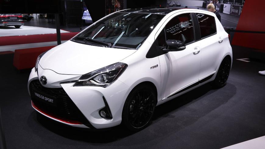 Toyota показала в Париже «заряженный» Yaris GR	