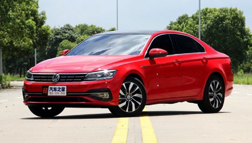 Volkswagen готовит дебют обновленного четырехдверного купе Lamando