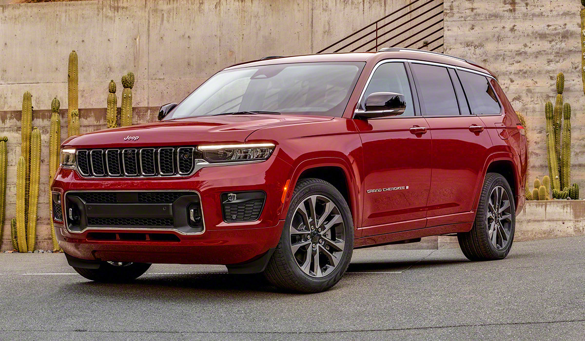 У дилеров в России появился Jeep Grand Cherokee в «семейном» формате У дилеров в России появился Jeep Grand Cherokee в «семейном» формате