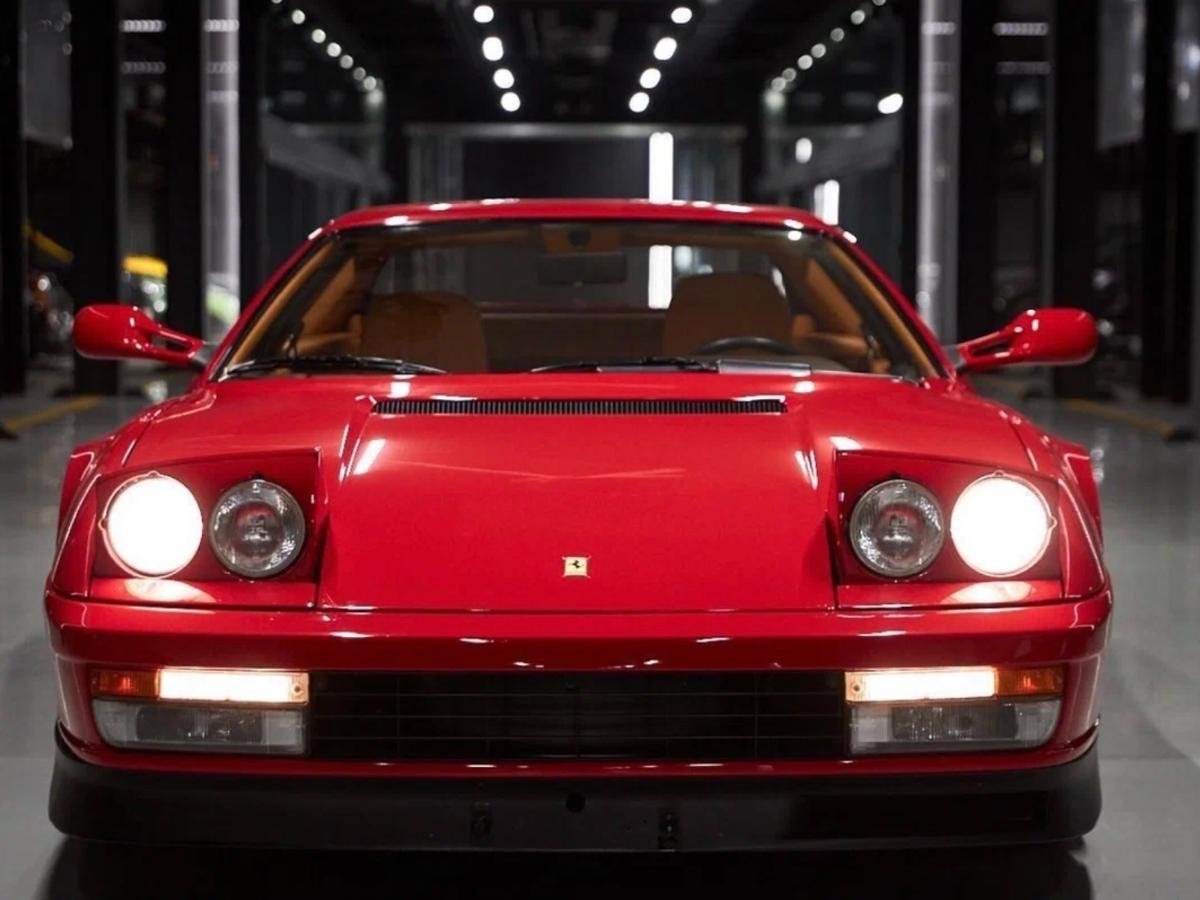 В России продают редкую Ferrari Testarossa: 35 лет, а она как новая 