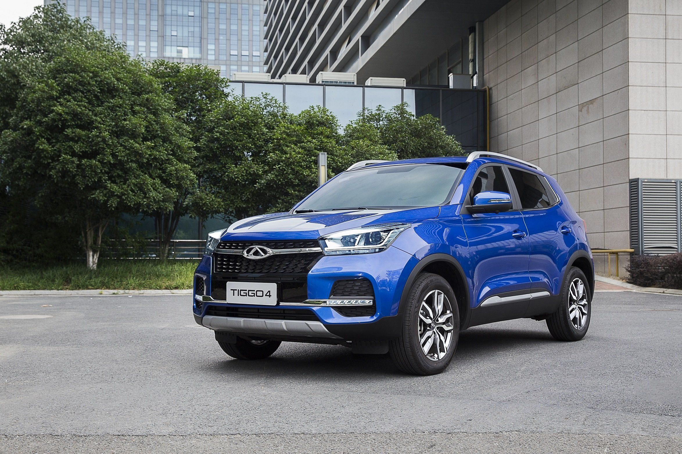 Автомобиль Chery Tiggo 4