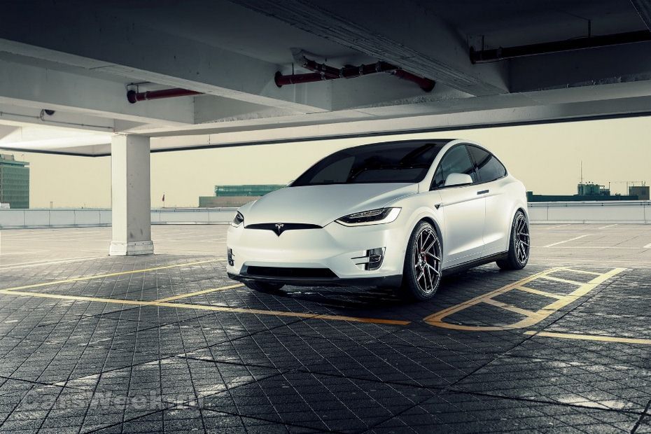 Тюнинг-ателье представило свой пакет доработки для Tesla Model X