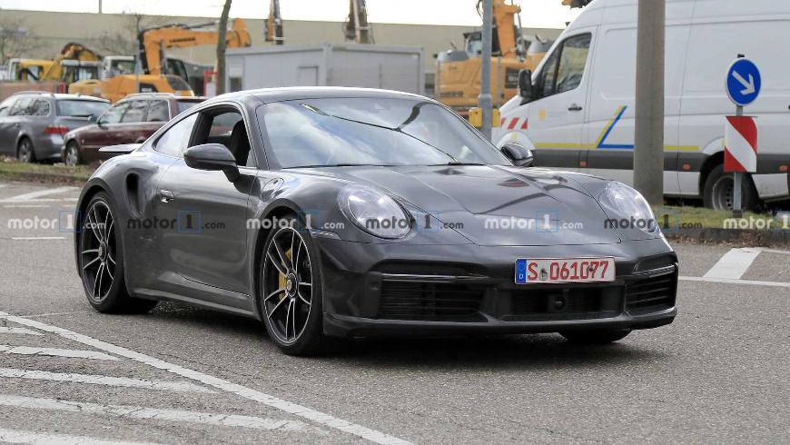 В Женеве покажут обновленное купе Porsche 911 Turbo S 