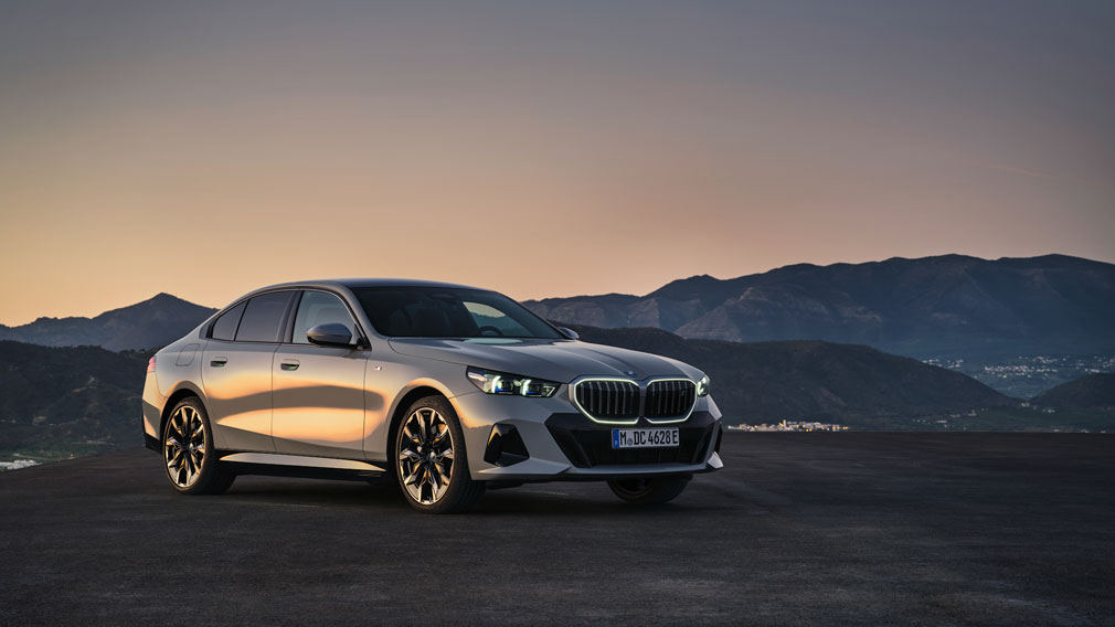 В России стартовали продажи нового поколения BMW 5-Series в кузове G60