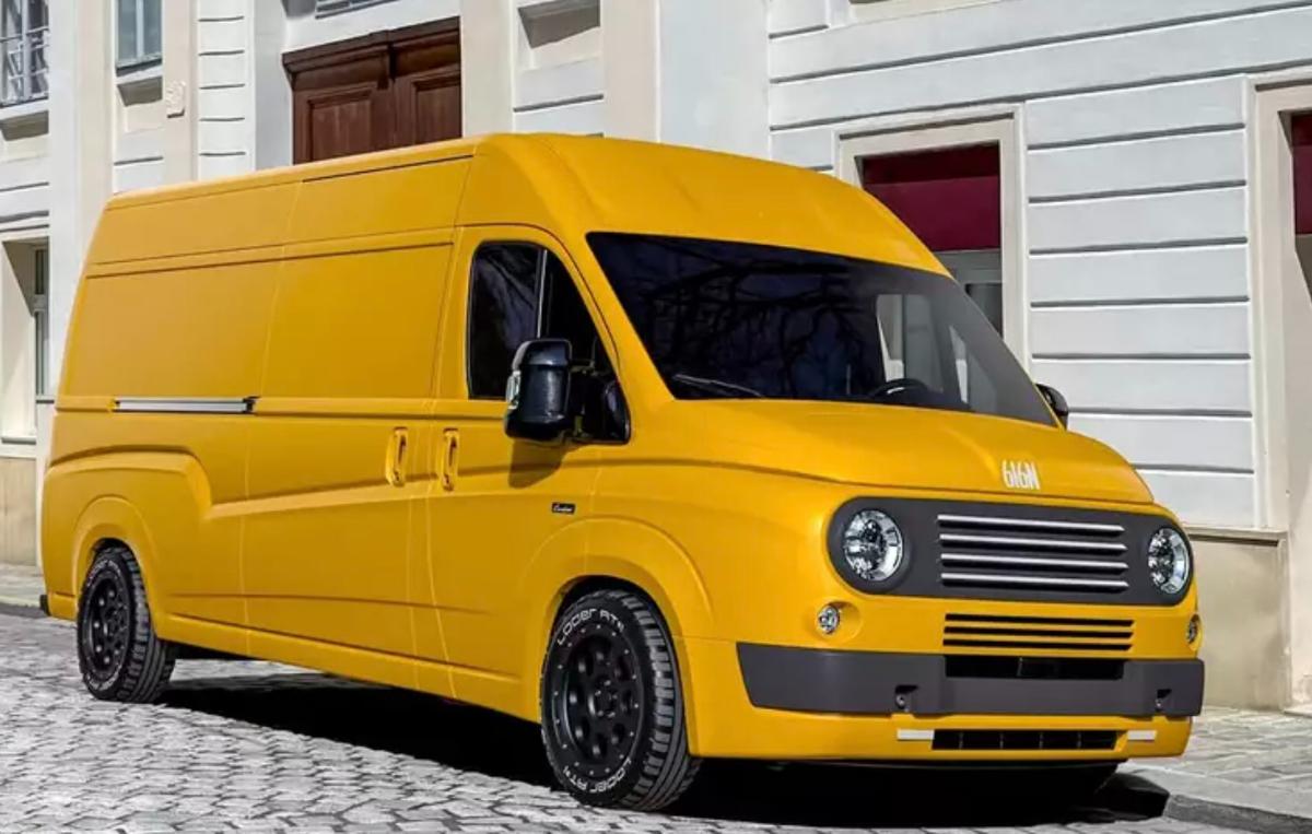 Итальянское ателье Caselani разработало ностальгический обвес для Fiat Ducato