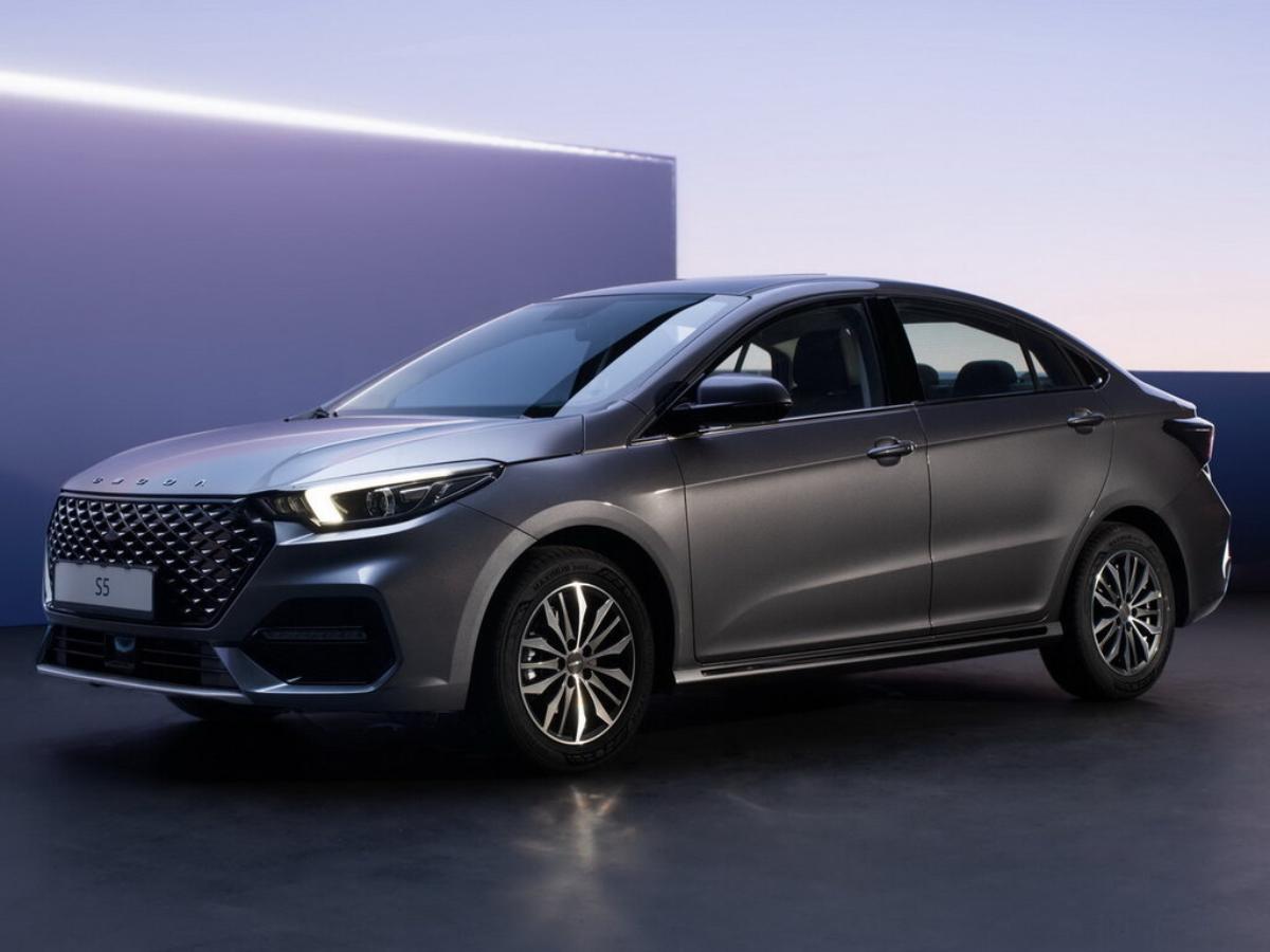 AutoRun SPb: седан Omoda S5 исчез из дилерских центров Санкт-Петербурга