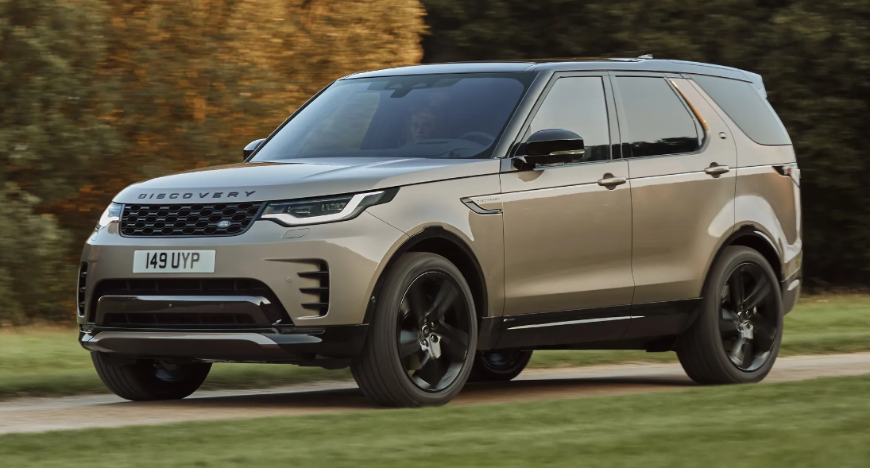 Land Rover, Range Rover и Jaguar 2023 года отзывают из-за утечки моторного масла 