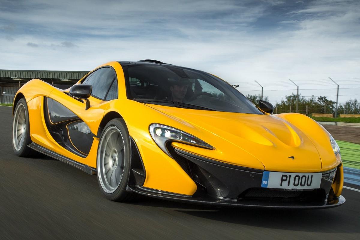 Спорткар MCLAREN p1