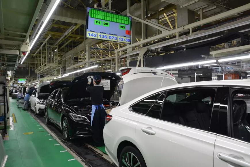Toyota временно остановит работу пяти автозаводов