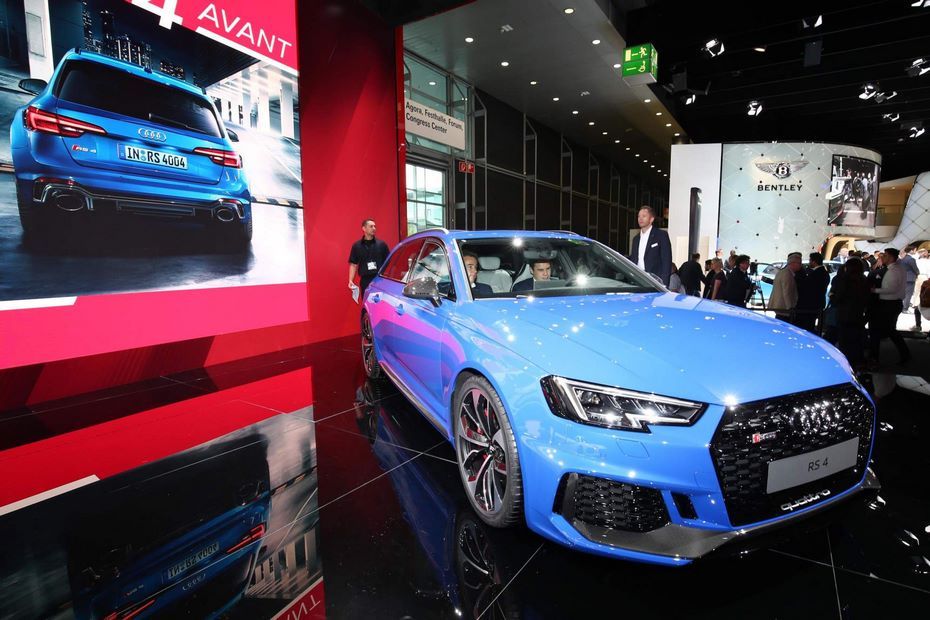 Audi показала самую быструю версию RS4