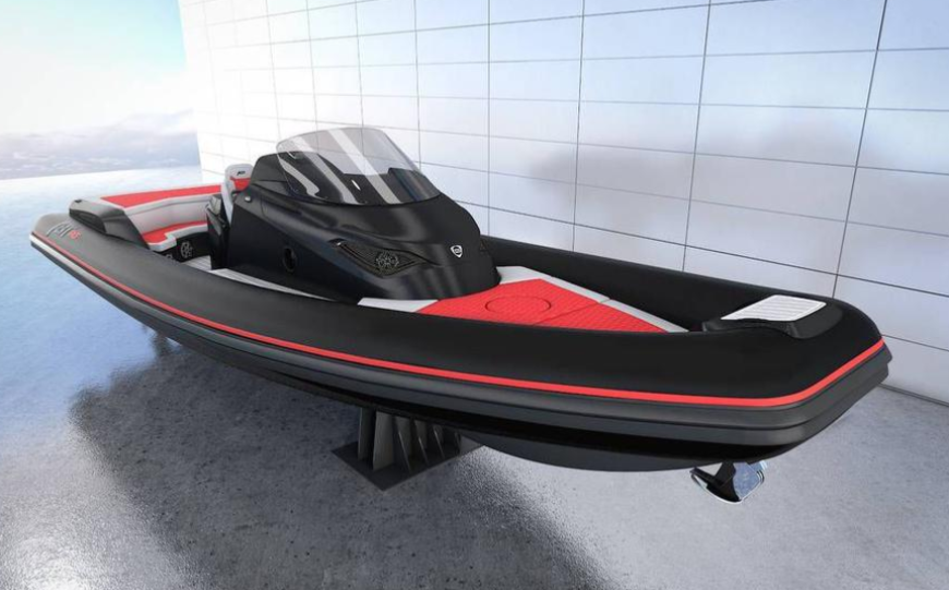 Немецкие тюнеры превратили надувную лодку в 800-сильный катер 