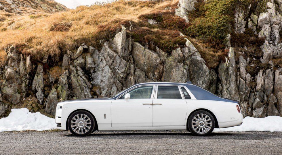 Чего никогда не будет в автомобилях Rolls-Royce?