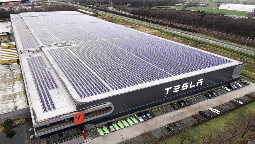 Tesla строит завод для производства аккумуляторов