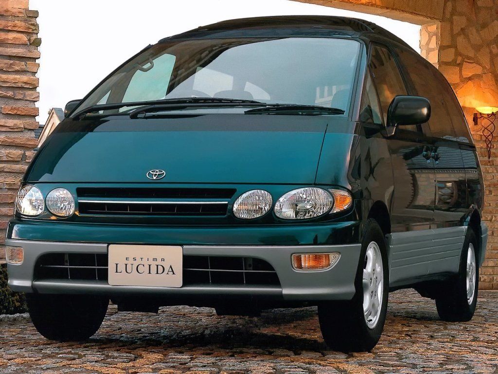 Toyota Estima i lucida