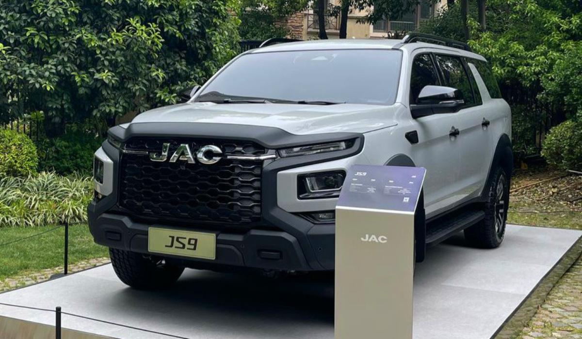 «РГ»: JAC назвал ближайшие новинки для РФ в новом году