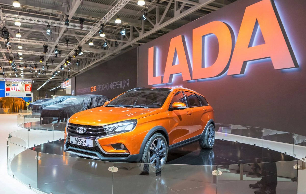 В Украине почти перестали покупать автомобили российской марки Lada