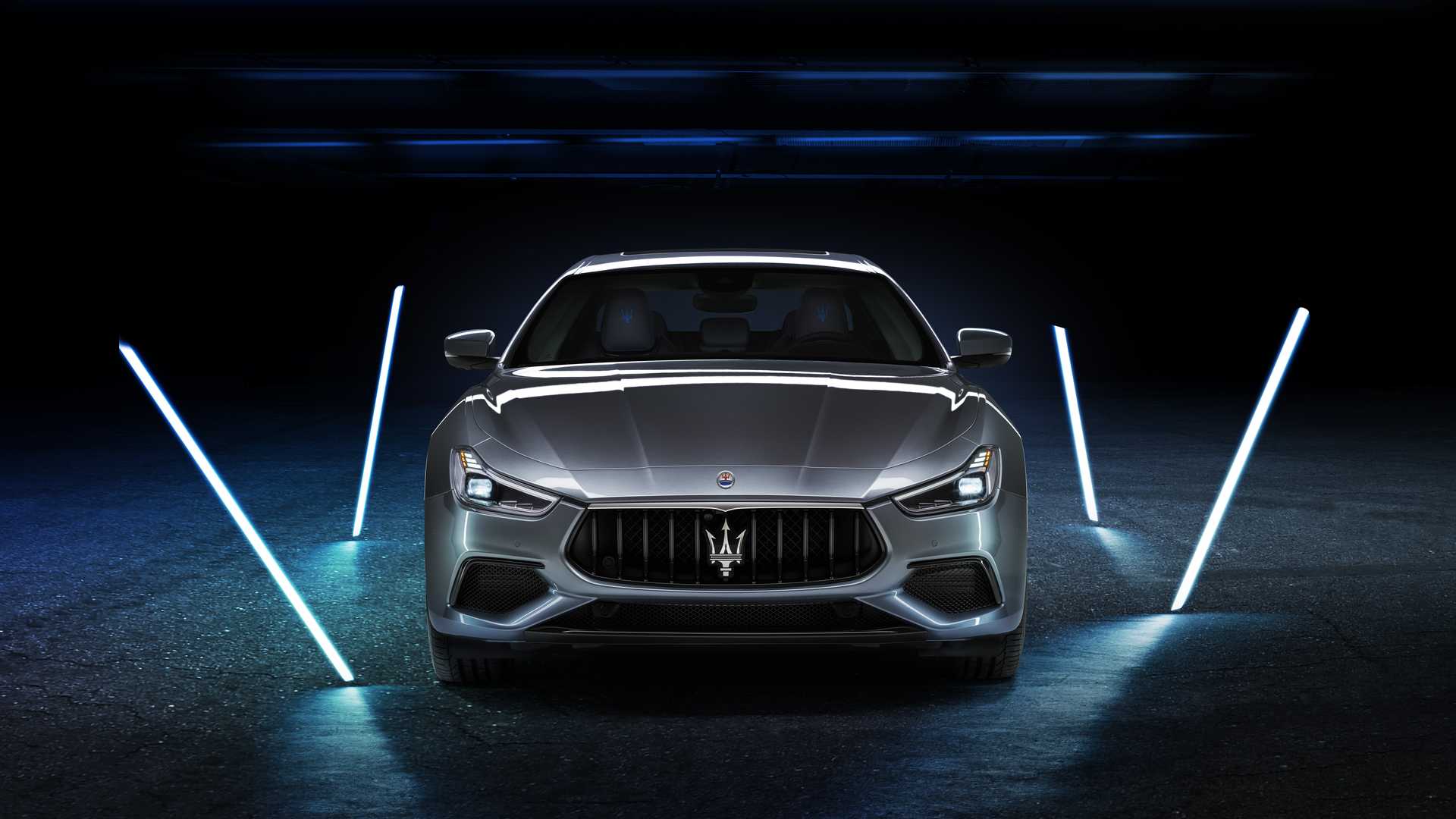 Состоялась официальная презентация гибридного Maserati Ghibli