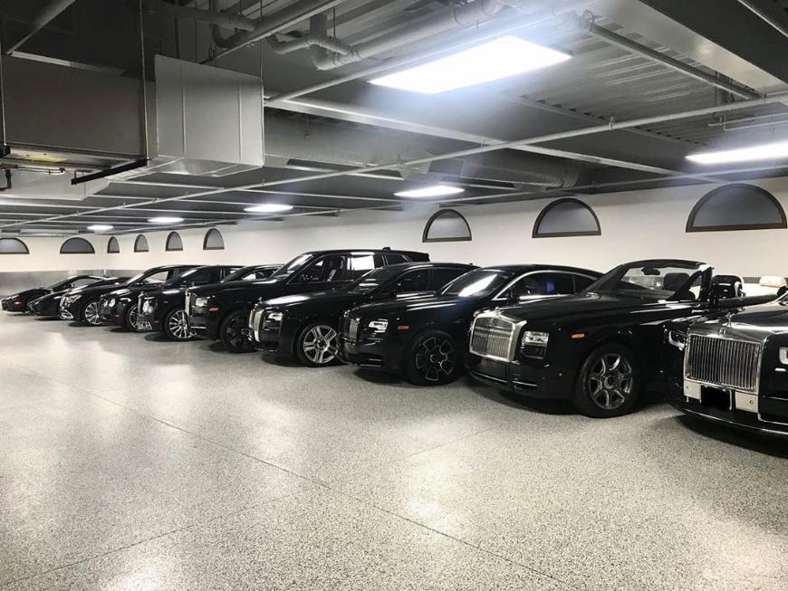 У российского борца с коррупцией нашли элитный автопарк