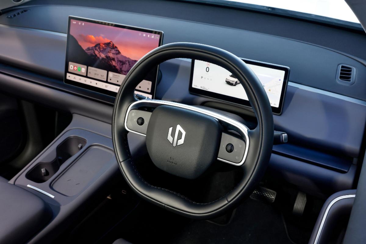 Hyundai считает, что в салонах авто скоро не будет огромных экранов Hyundai считает, что в салонах авто скоро не будет огромных экранов