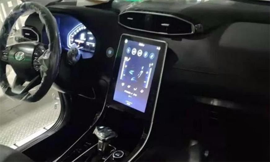 Новое поколение Hyundai Creta получит планшет в салоне в стиле Tesla