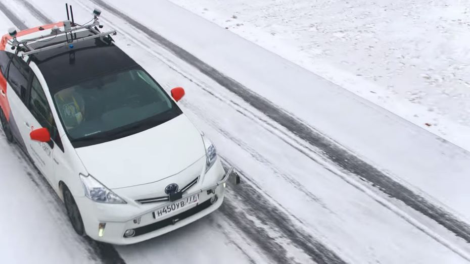 Яндекс опубликовал видео зимних испытаний беспилостных прототипов