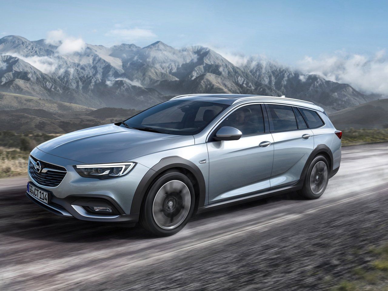 Opel Insignia универсал Sports Tourer