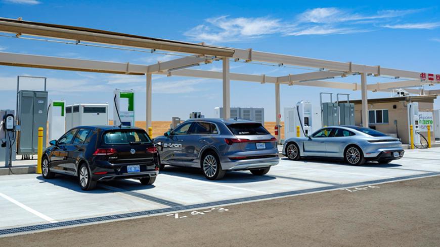 Volkswagen испытывает зарядные станции для электромобилей в экстремальных условиях