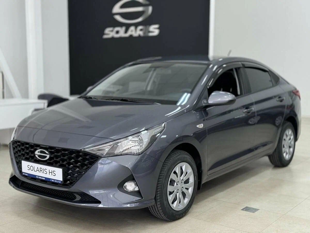 Россияне в шоке: Solaris HC плюс 99 000 рублей за один день