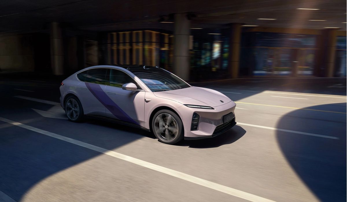 Лимитированный Nio ET5/ET5T за ₽ 3,3 млн: агрессивный дизайн, мощность 490 л.с., запас хода до 740 км
