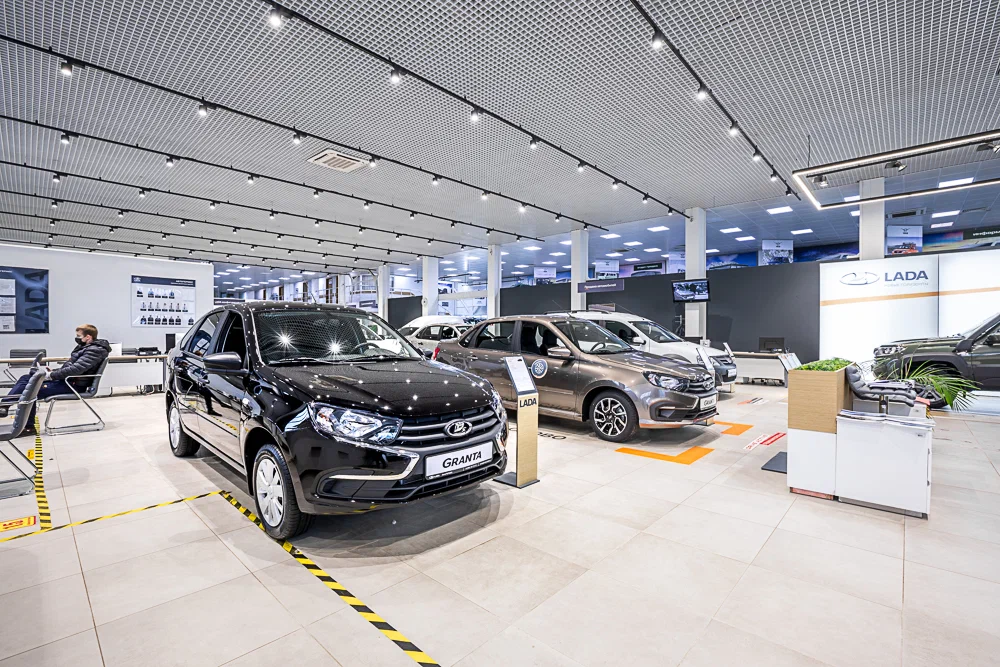 Компания АвтоВАЗ повысила цены на новые автомашины LADA с 1 мая 2023 года