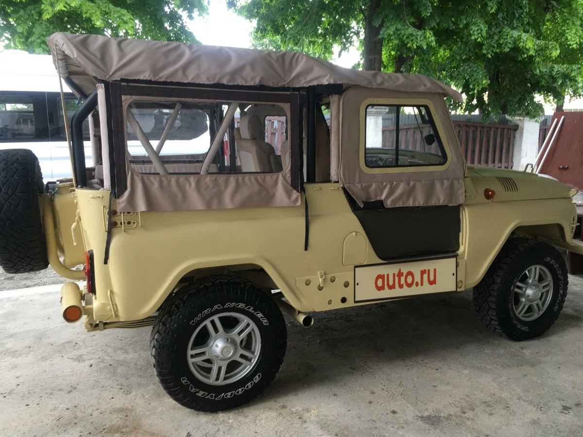 В России продается редкий внедорожник «Скорпион» в расширенном кузове ...