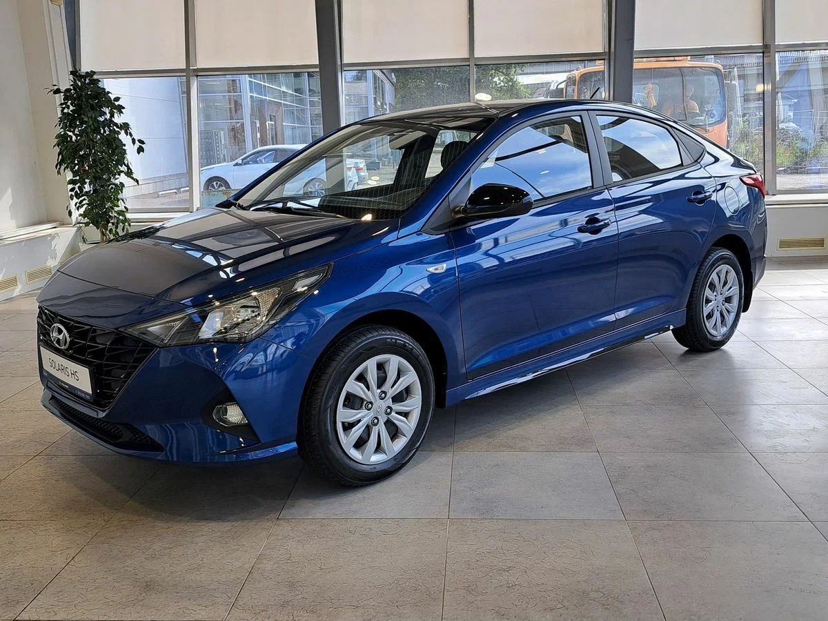 Solaris HS vs. Belgee S50: битва седанов за 2 млн рублей - кто вышел победителем