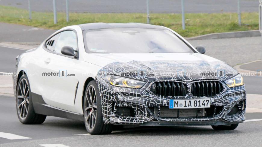 BMW тестирует среднемоторную версию "заряженного " купе M8?