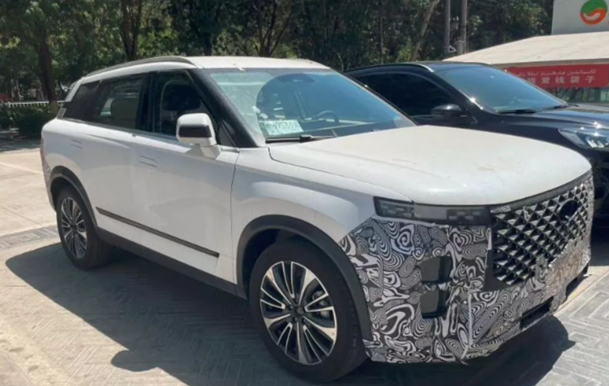 Кроссовер Jaecoo J7 получит версию с двухлитровым мотором и AWD в Китае