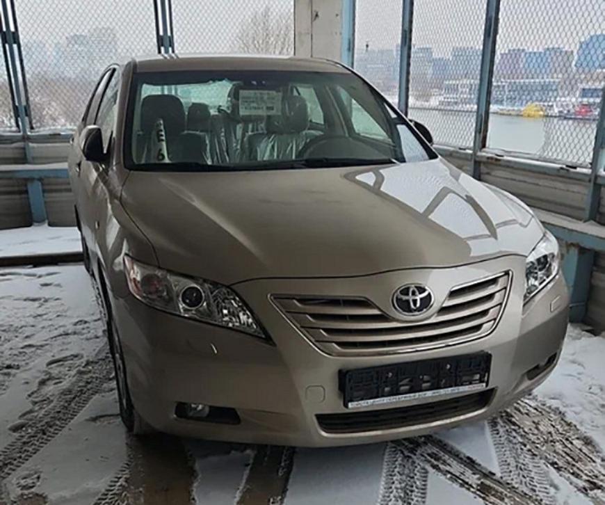 В РФ нашли в продаже Toyota Camry 2008 года за 3,65 млн рублей