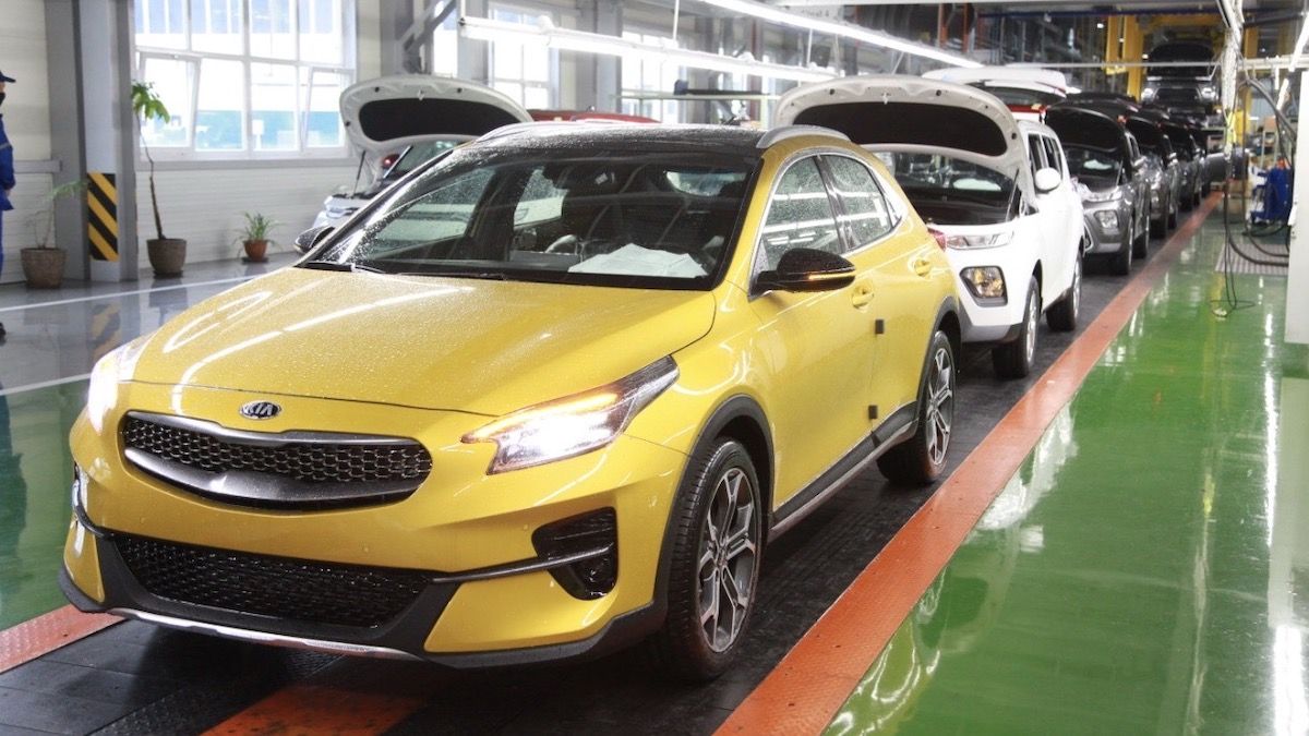 В РФ началось производство нового кроссовера Kia XCeed