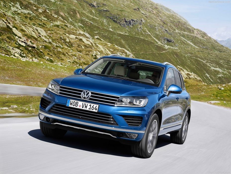 Volkswagen отзывает 33 000 кроссоверов Touareg из-за клапана