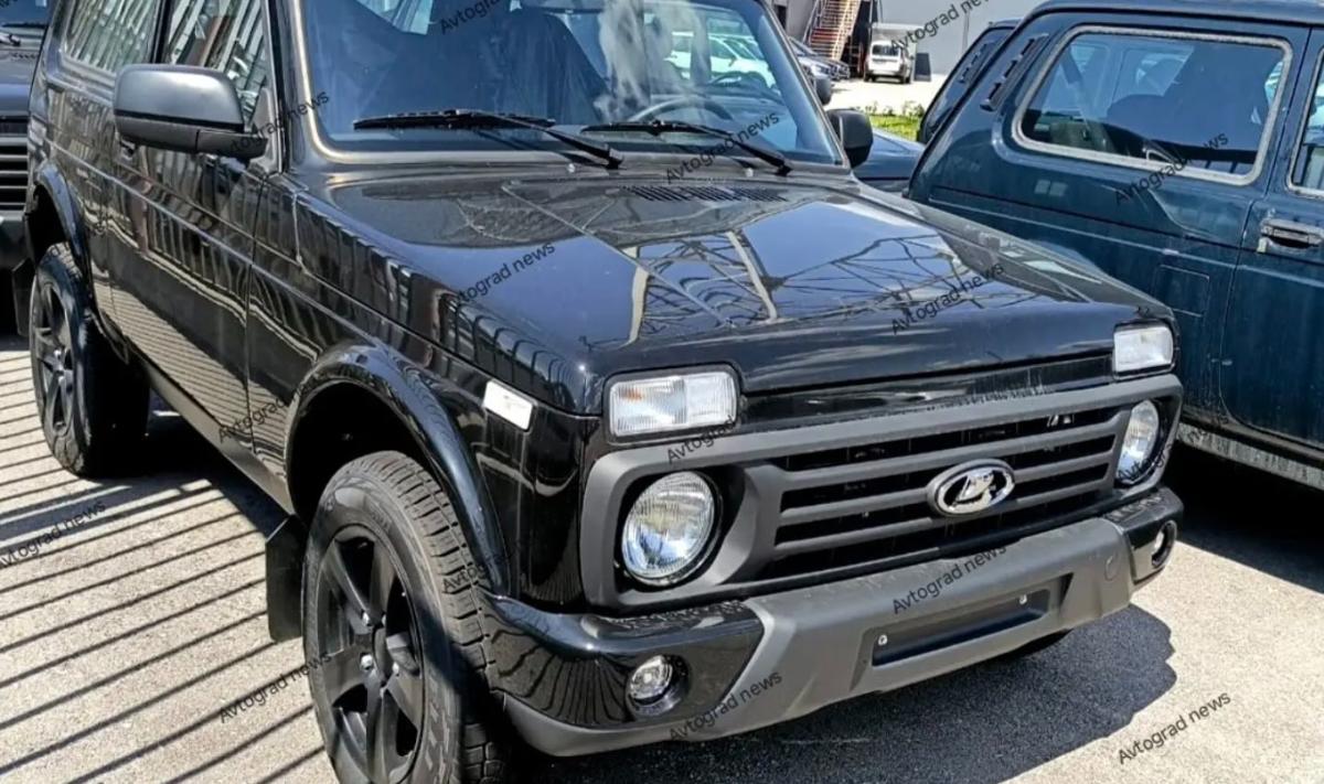 В Сеть попали первые снимки новой LADA Niva Legend со светодиодами