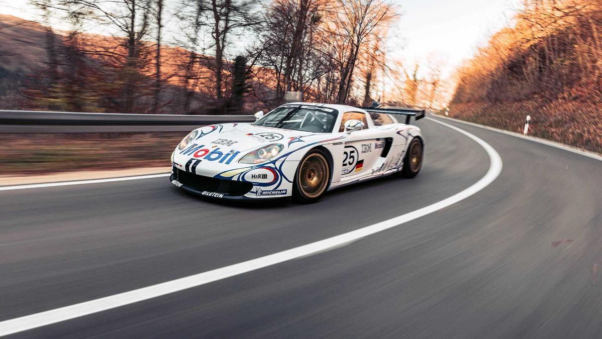 Гоночный Porsche Carrera GT-R продают за 1 млн долларов 