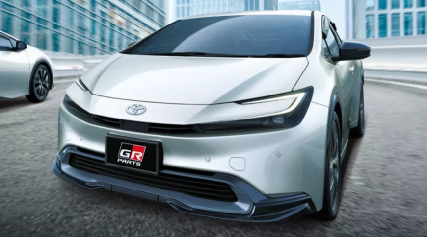 Компания Toyota работает над «заряженной» версией Prius GRMN