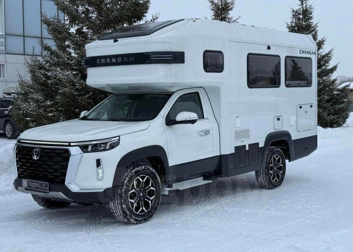 В России появился крутой автодом Changan Peak View RV за 7,2 млн рублей