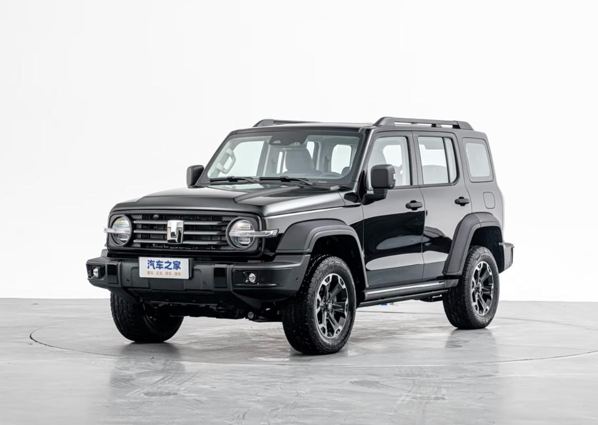 В Китае он стоит дешевле 3 млн: Tank 300 Hi4-T обновился 