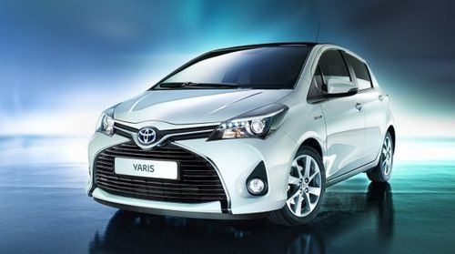 Toyota представила обновленную версию Yaris