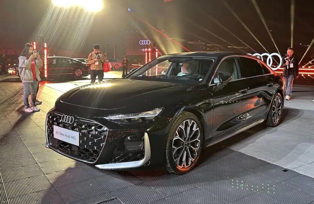 В Китае вышло новое поколение Audi A6L: первые фото седана 
