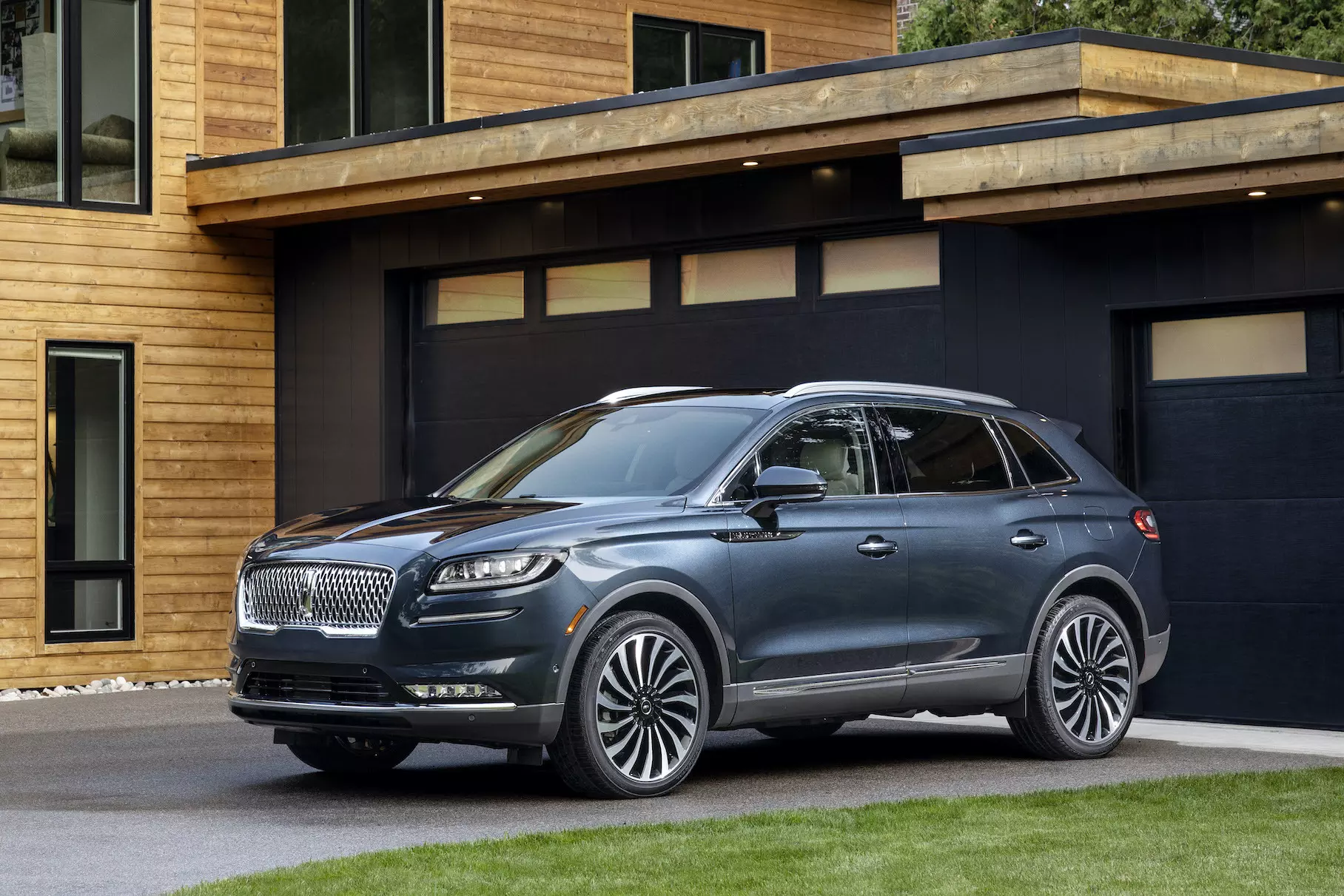 Lincoln Navigator РѕР±РѕРё