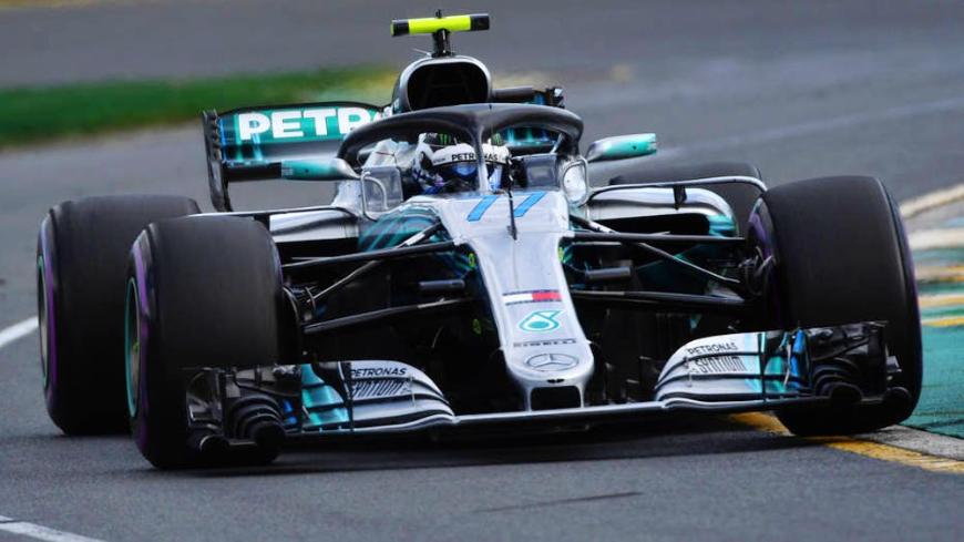 Формула-1: гонщики Mercedes лидировали на пятничной тренировке