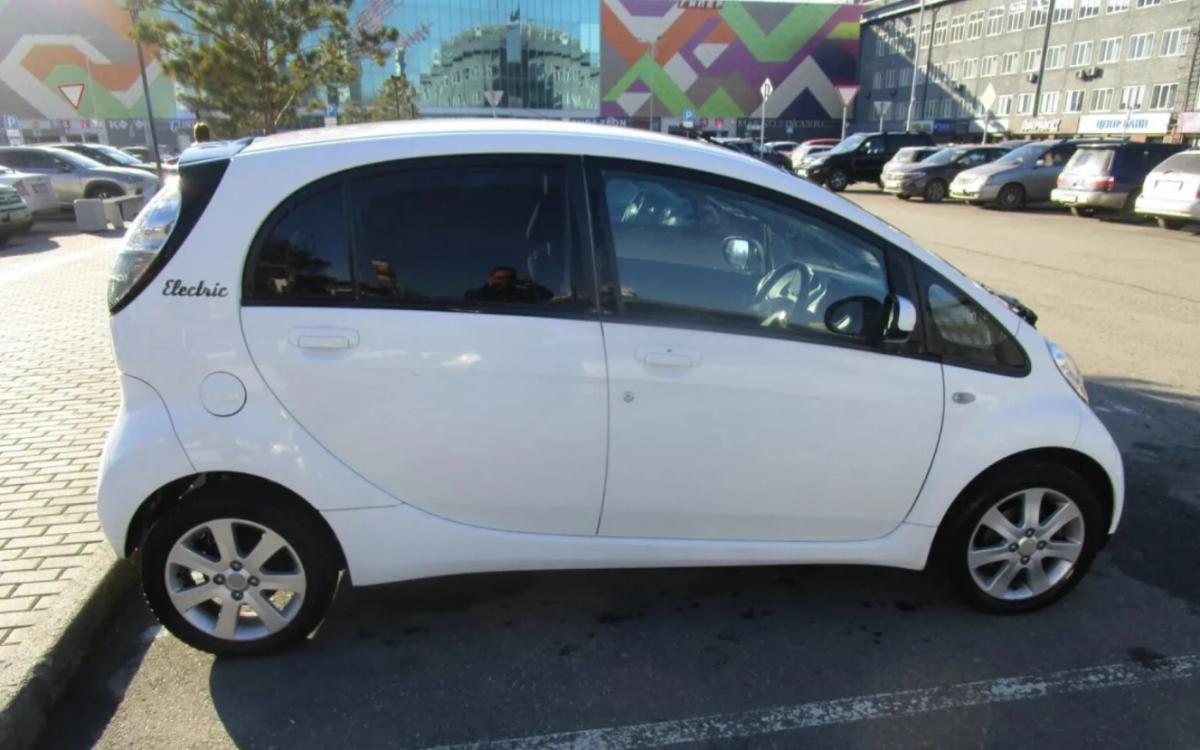 Мицубиси i MIEV 19